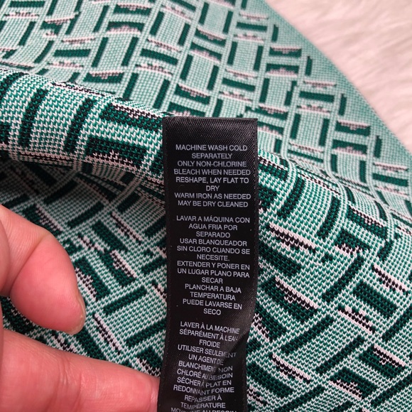 ❌SOLD❌WHBM Sleeveless Fit & Flare Jacquard Dress - Picture 8 of 9